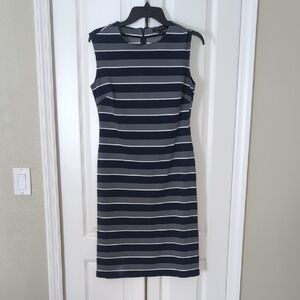Banana Republic Navy/Grey and White Sleavless Sheath Midi Dress, Stretch Fabric.